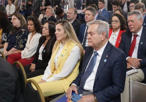 Ronaldo Lessa participa em Brasília da abertura da 5ª Reunião Plenária do 'Conselhão'