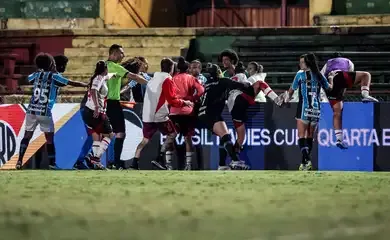 Racismo: TJ-SP concede liberdade provisória a atletas do River Plate