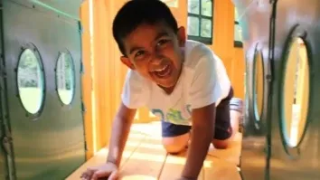 Menino desaparecido é encontrado após sete anos ao aparecer na televisão