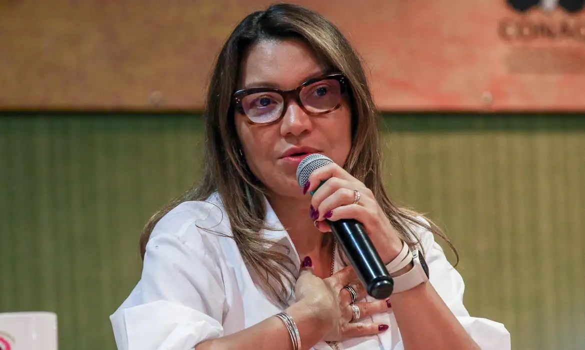 Janja diz que PL do aborto ataca dignidade das mulheres e cobra Congresso por aborto legal no SUS