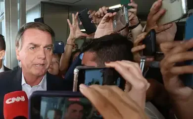 Moraes nega pedido de Bolsonaro para adiar depoimento à PF