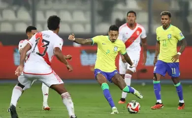 Brasil enfrenta seleção peruana em Brasília pelas Eliminatórias