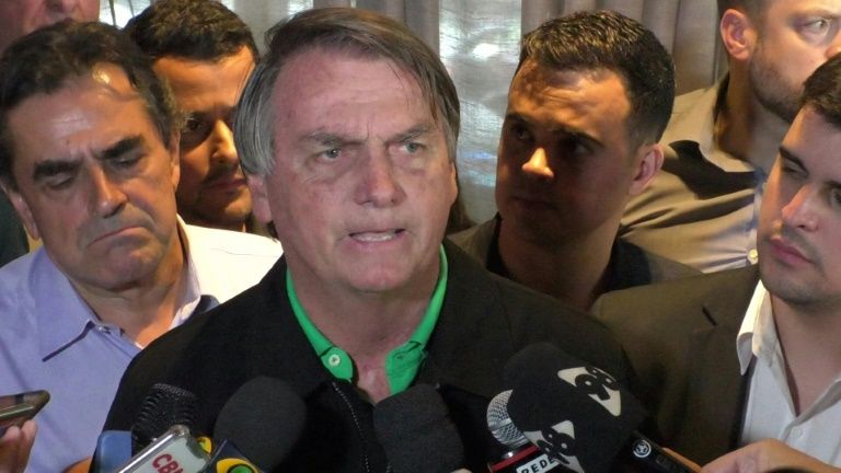 Peritos da PF apontam ‘marcas de uso’ em joias sauditas presenteadas a Bolsonaro