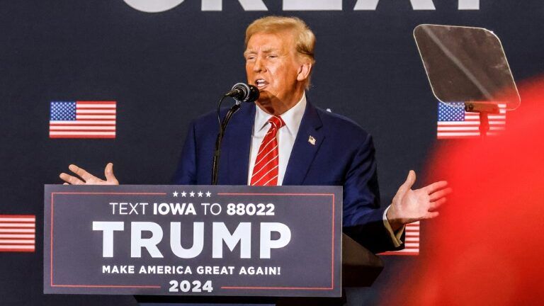 Trump vence a 1ª prévia republicana em estado-chave