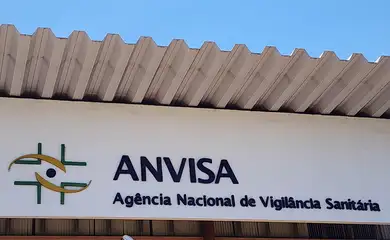 Anvisa suspende vendas de azeite, molho e polpa de fruta
