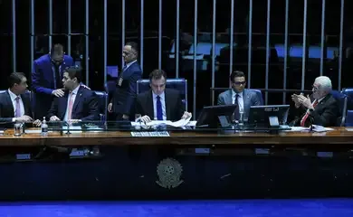 Senado aprova taxação de 15% sobre lucro de multinacionais