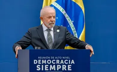 Lula alfineta Trump e diz que inimigos da democracia utilizam comércio como instrumento de chantagem