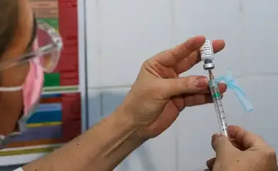 Seis capitais deram início à vacinação contra a dengue em crianças