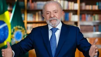 Aprovação de Lula supera desaprovação pela primeira vez em 2025