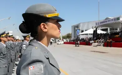 Cármen Lúcia suspende concurso da PMSC por limitar vaga para mulheres