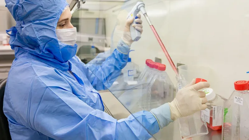 Estudo usa células-tronco contra complicações do transplante de medula