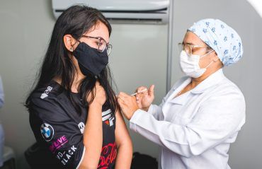 Saúde suspende vacinação contra a Covid-19 neste domingo