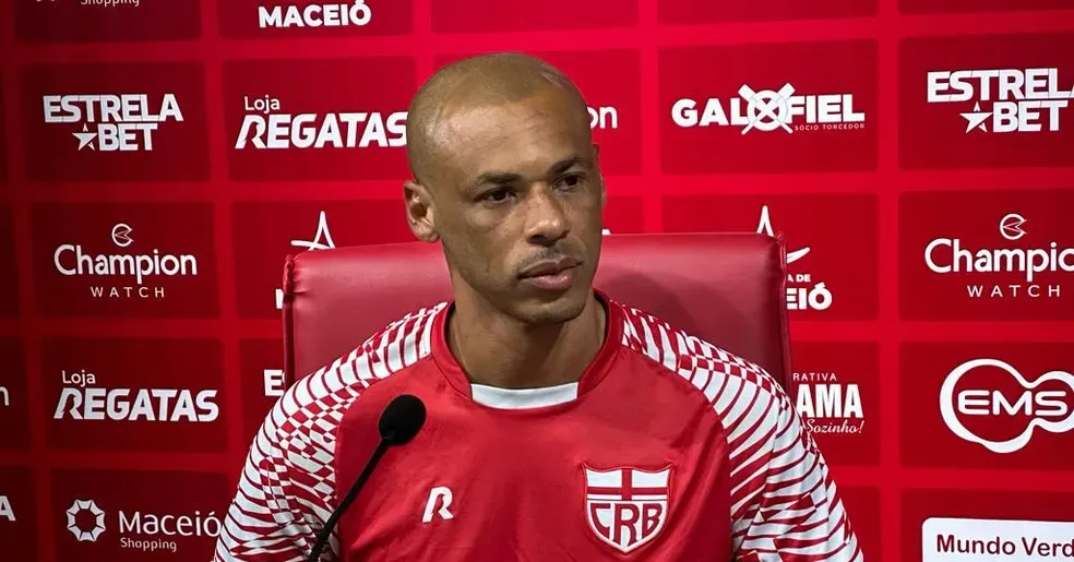 CRB: Conceição volta contra o Bota-SP e deve formar dupla de zaga com Gum
