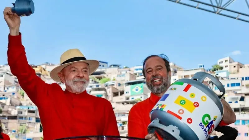 'Parábola torta' da direita não evangeliza os fiéis que confiam no catecismo infalível  de Lula