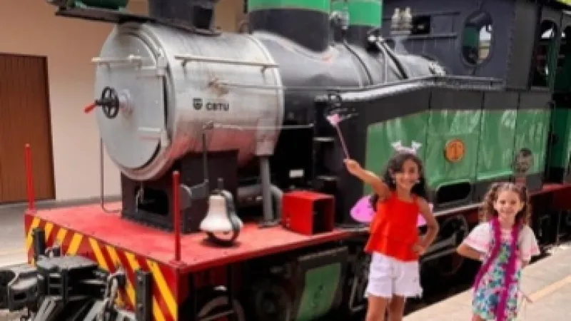 Trem das Crianças leva cultura e diversão sobre trilhos em Maceió
