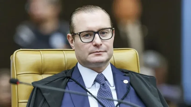 Zanin nega ação que cobrava instalação da CPI do Master