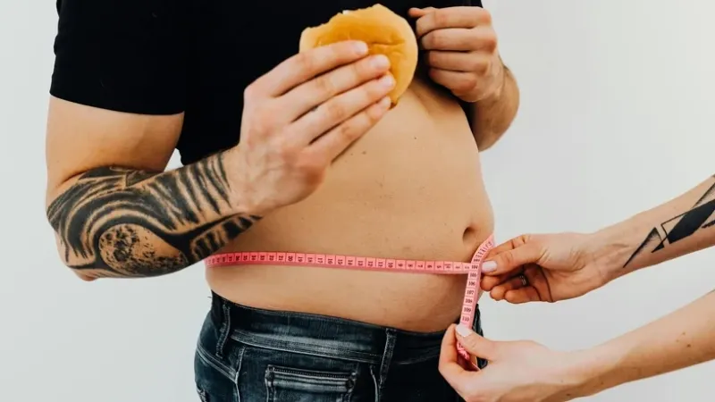 Obesidade causa 10% das mortes por infecção, alerta estudo global