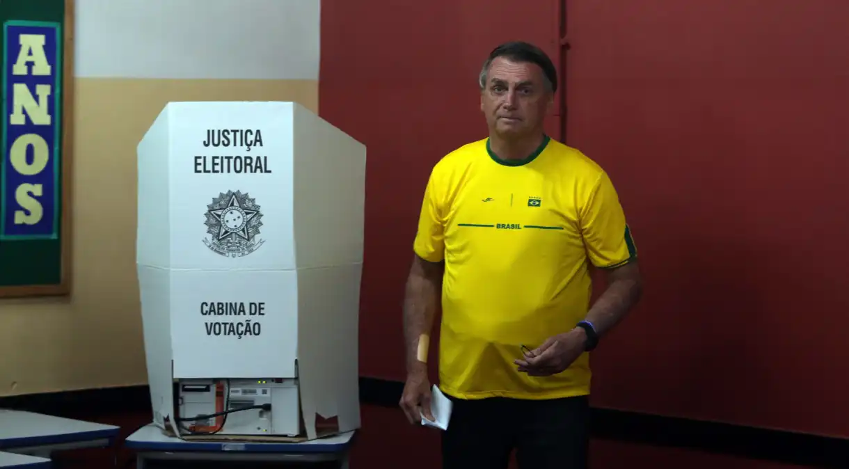 TSE cobra resultados de inquérito contra Bolsonaro por ataques às urnas