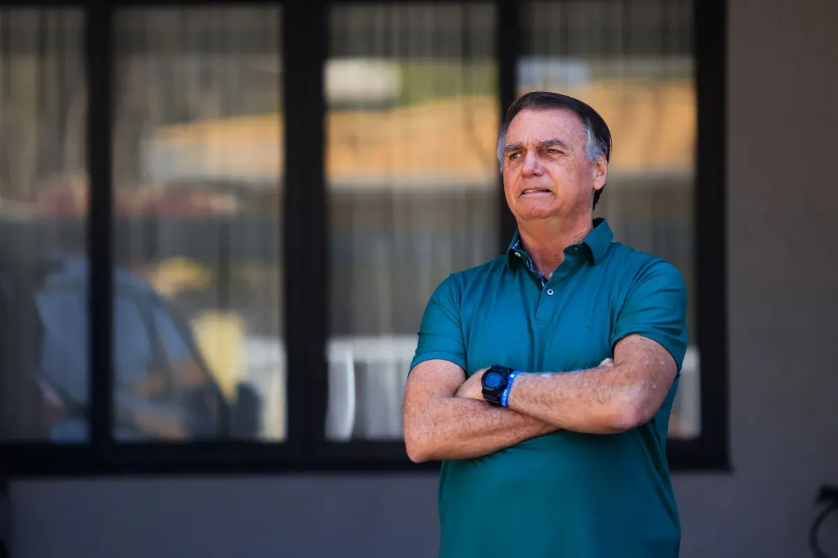 Bolsonaro pede ao STF fim de prisão domiciliar