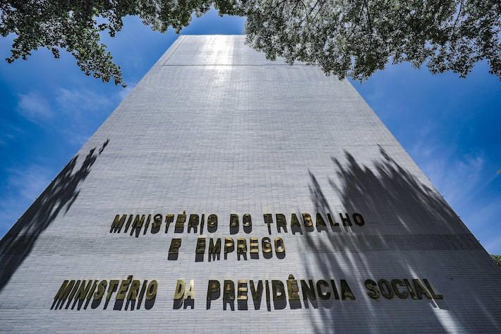 MEI deve se cadastrar no Domicílio Eletrônico Trabalhista até dia 1º de maio; veja como se cadastrar