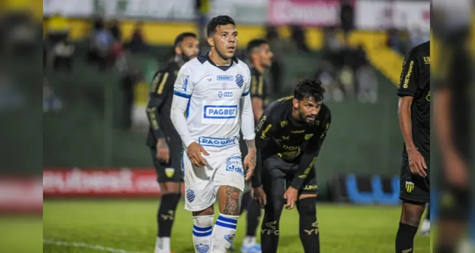 Cristian analisa derrota do CSA e aponta pênalti não marcado: "Lance crucial"