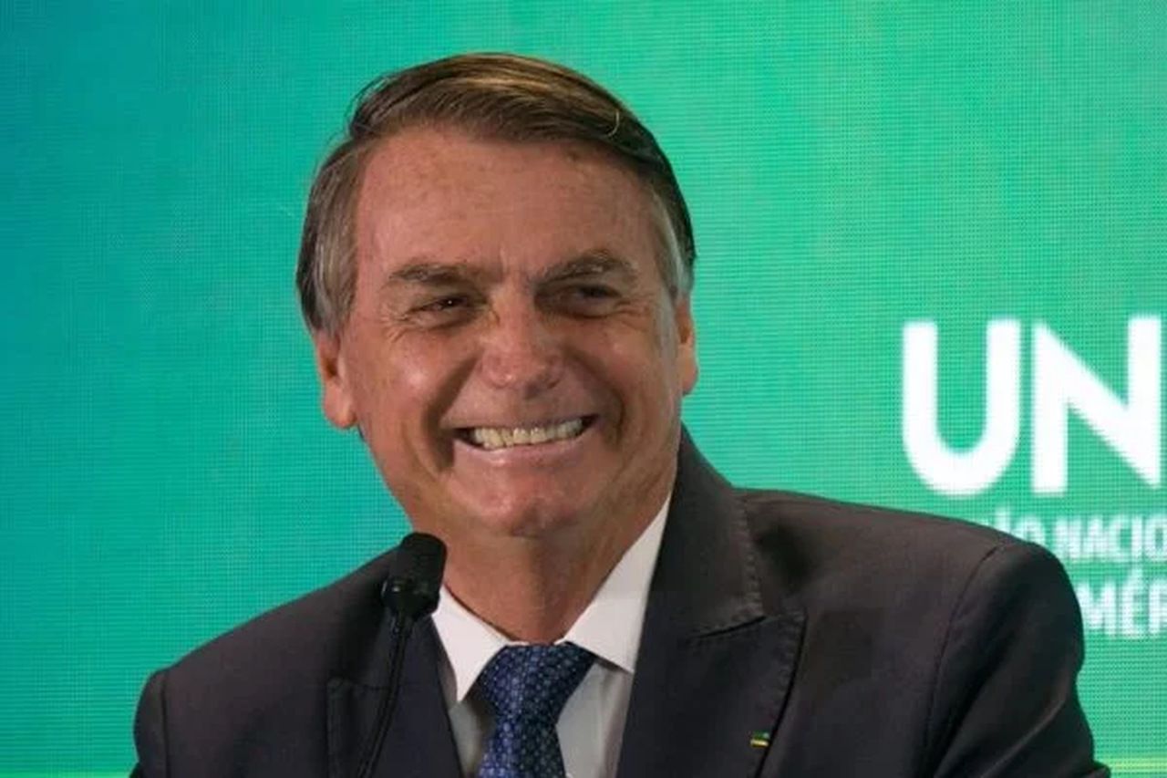 Bolsonaro: Petrobras deve anunciar “boa notícia” até sexta-feira