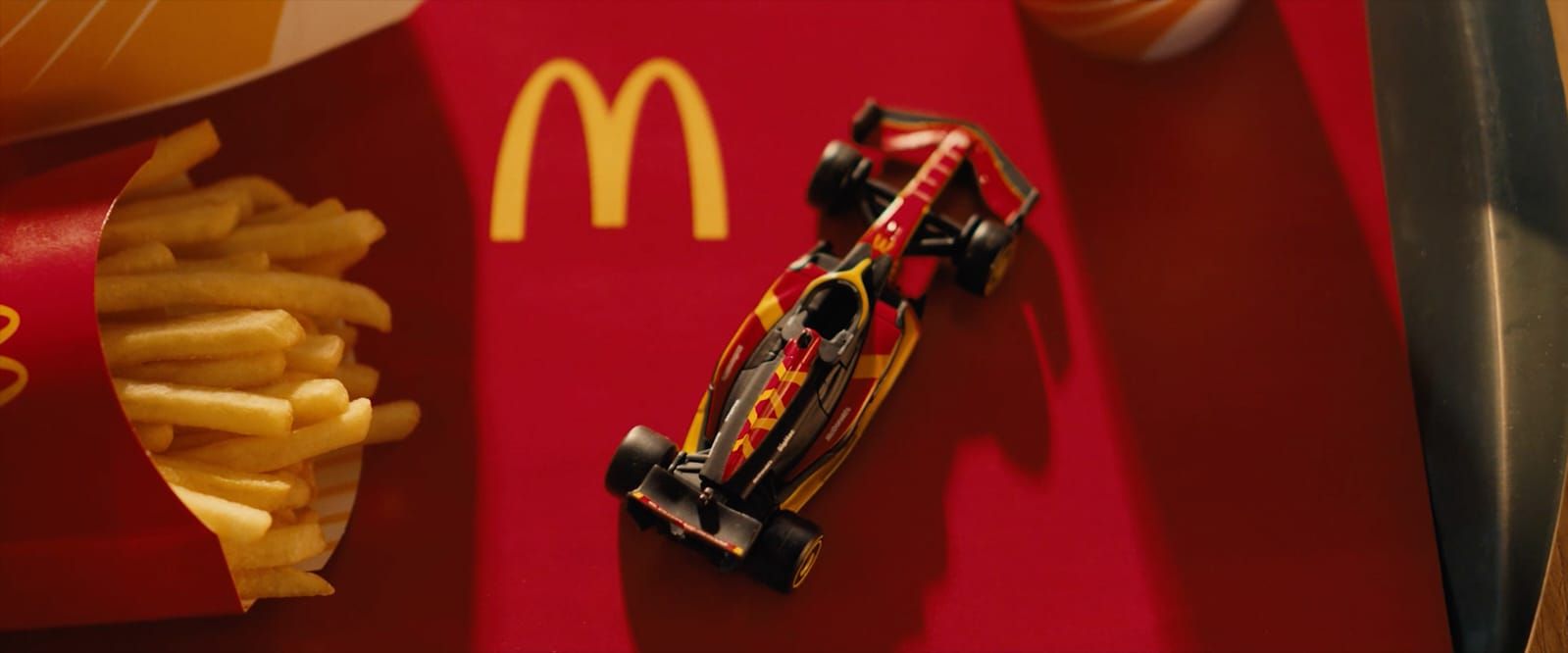McDonald’s lança com exclusividade miniaturas de carros de F1® — O Filme
