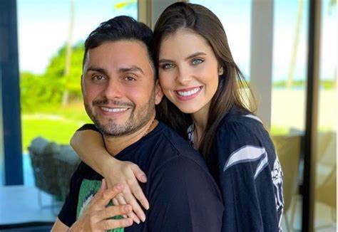Débora Silva e Mano Walter criam espaço em haras para atendimento gratuito de Equoterapia 