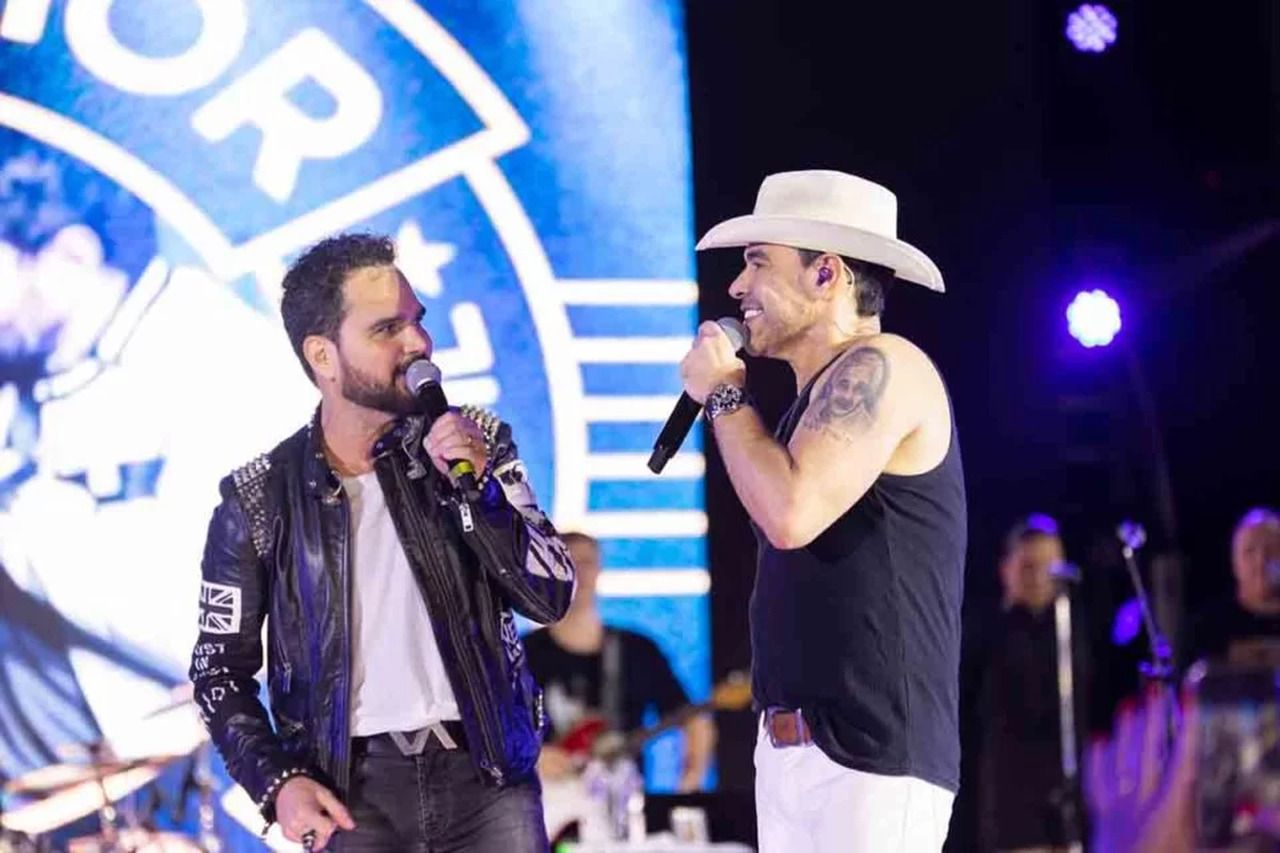 Zezé Di Camargo e Luciano esgotam show no Paraguai e anunciam nova turnê