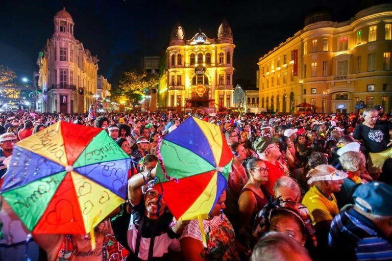 Pernambuco é o estado que mais pesquisa sobre o Carnaval; veja ranking