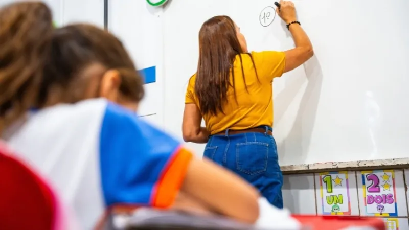 Prefeitura de Maceió lança novo PSS com mais de 5,7 mil vagas, em diferentes cargos, na Educação