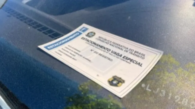 DMTT alerta para uso correto das vagas especiais de estacionamento em Maceió