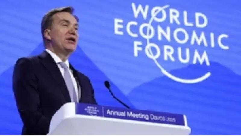 Caso Epstein derruba CEO do Fórum Econômico Mundial: ‘Decidi renunciar’