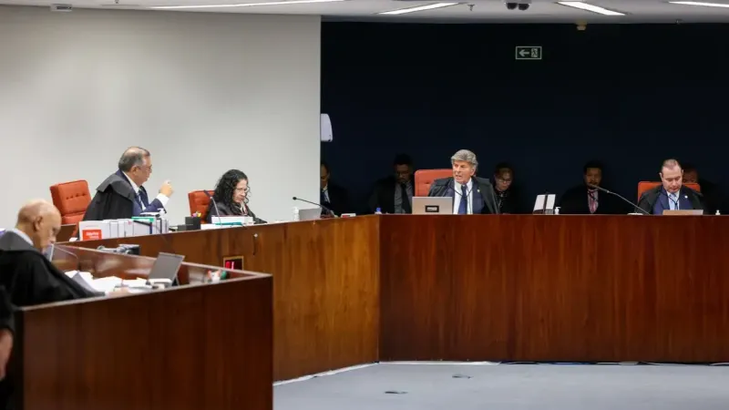 Por 4 votos a 1, STF condena sete réus do Núcleo 4 da trama golpista