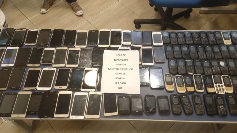 Governo publica banco para reunir dados de celulares roubados