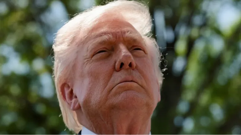 Trump faz nova ameaça ao Irã: ‘Não vão mais rir’