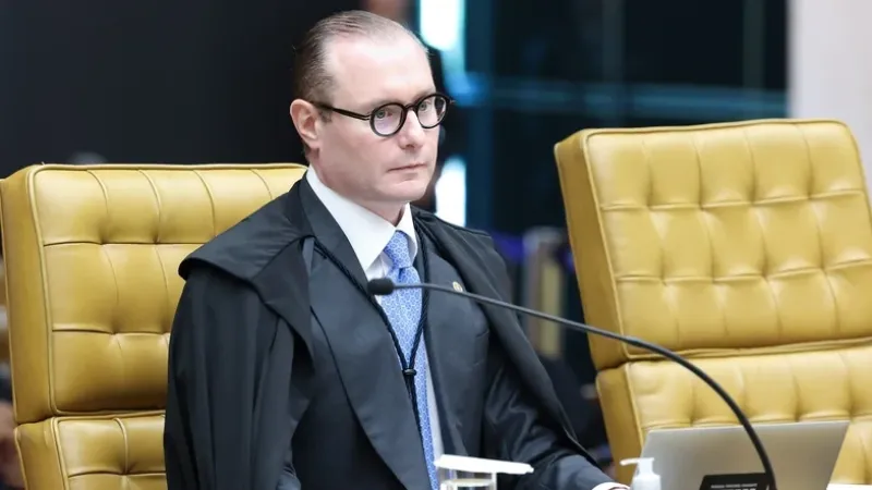 Zanin substitui Toffoli na relatoria do pedido de abertura da CPI do Master