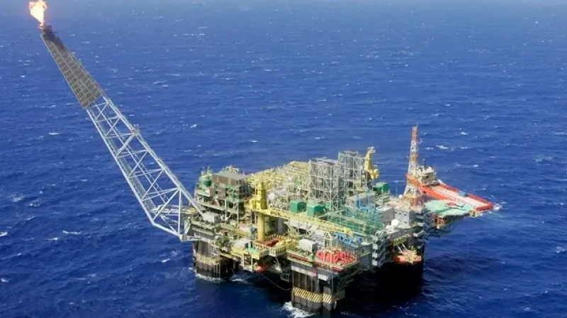 Produção de petróleo do Brasil cresce 12,3% em 2025 e bate recorde, diz ANP