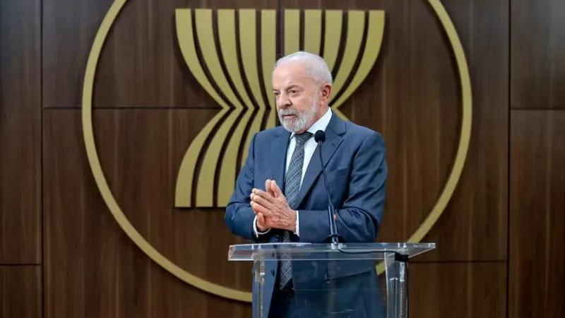 Lula nega exigências de Trump para negociar tarifaço: ‘Fique certo que terá solução’