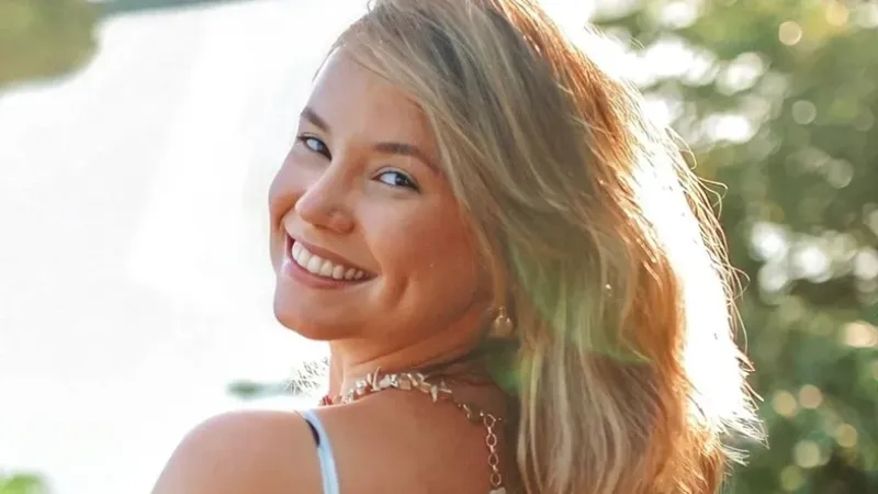 Quem era Flávia Bacelar, jornalista morta aos 31 anos vítima de câncer no Piauí