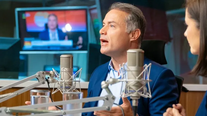 CNH mais acessível: "Vamos permitir que o cidadão estude onde quiser", afirma Renan Filho