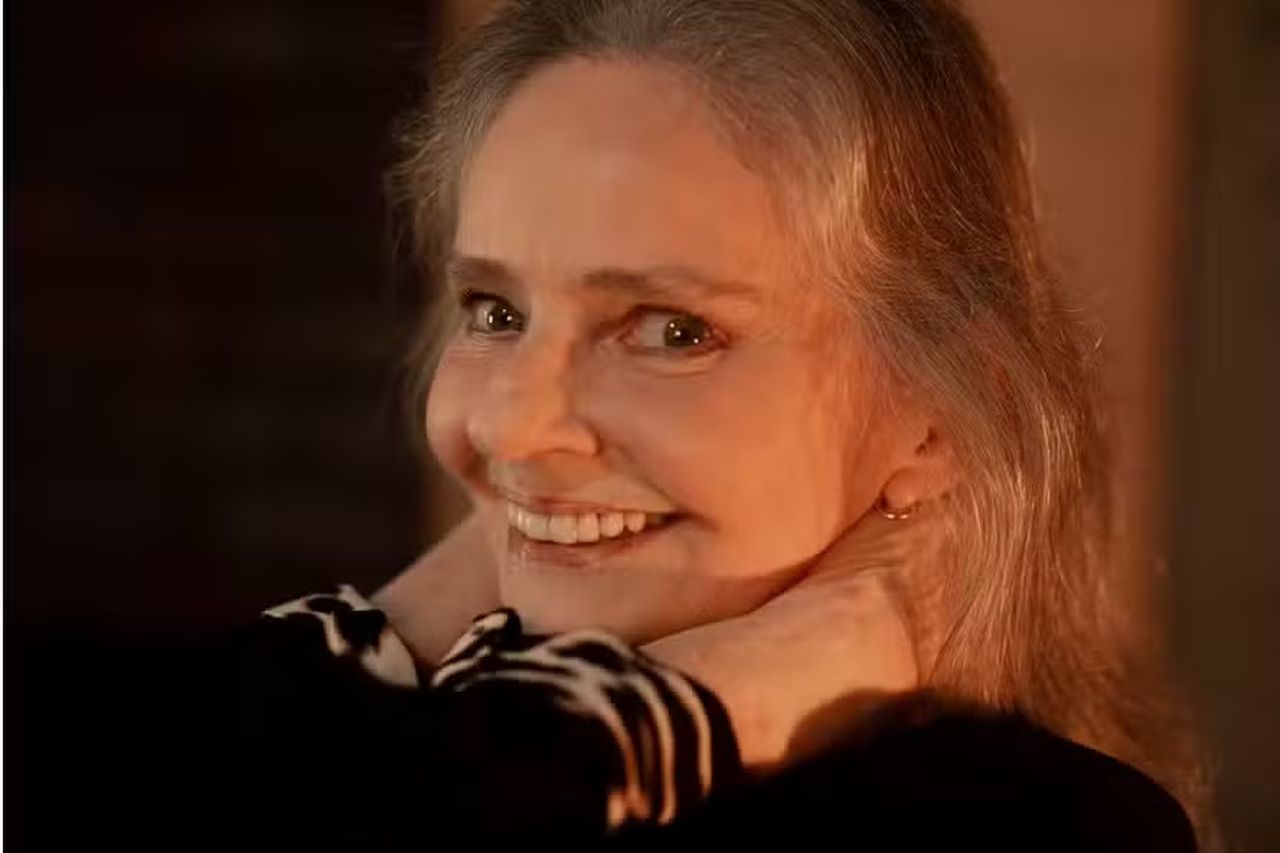 Cantora Angela Ro Ro morre aos 75 anos, no Rio