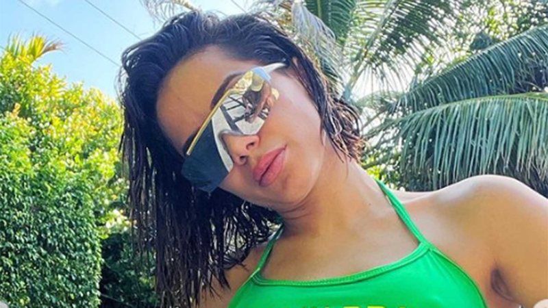 Anitta abre o jogo sobre sua sexualidade: 'As pessoas não aceitam'