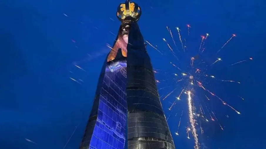 Estátua de Nossa Senhora maior do que o Cristo Redentor é inaugurada em Aparecida