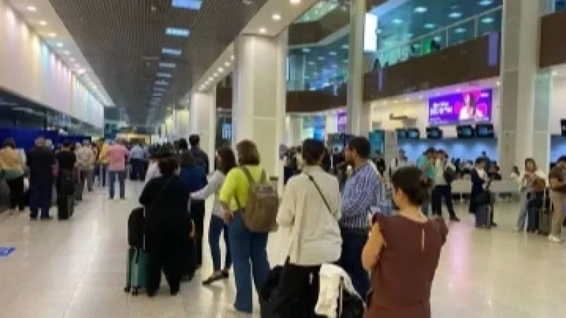 Aeroporto Santos Dumont tem pista liberada após vazamento de óleo