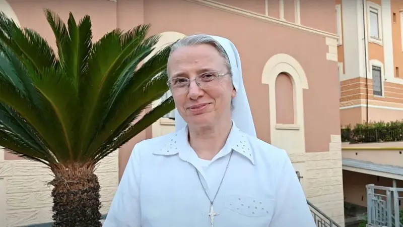 Quem é Simona Brambilla, a primeira mulher da história a ocupar o cargo de prefeita no Vaticano