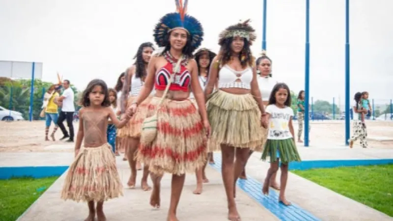 Seduc lança livro de professores da rede estadual sobre história e cultura dos povos indígenas “em/de” Alagoas