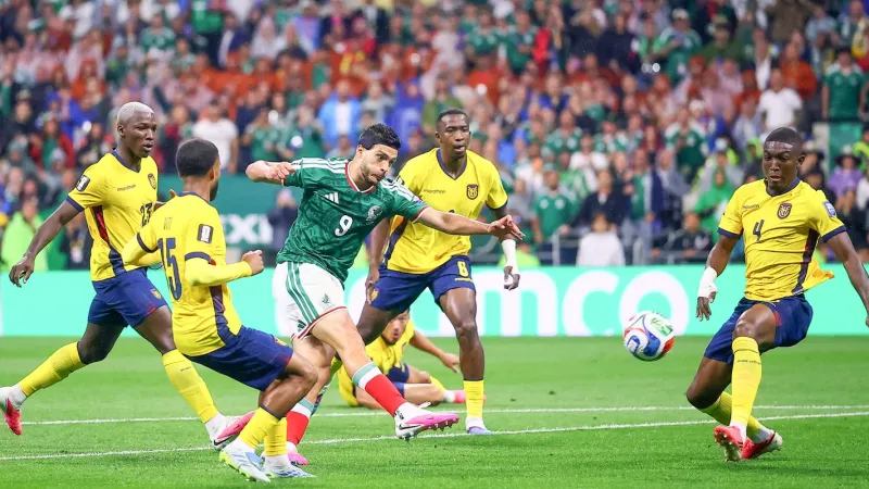 México bate Equador e avança às oitavas de final da Copa