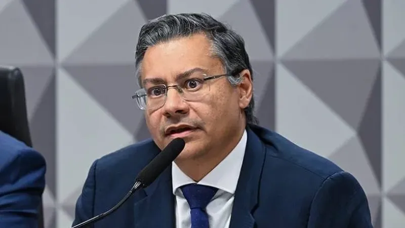 PF: entidade beneficiada com desvios do INSS pagou carro de R$ 400 mil a procurador