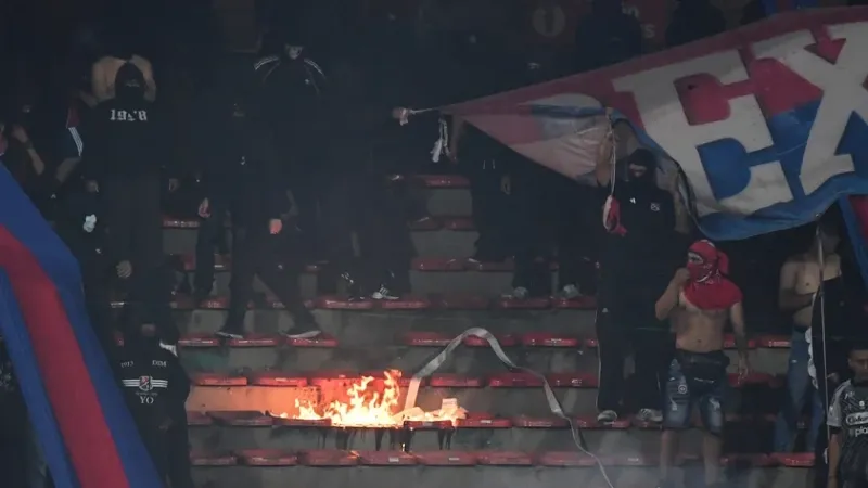 Jogo do Flamengo na Libertadores é cancelado após atos de vandalismo